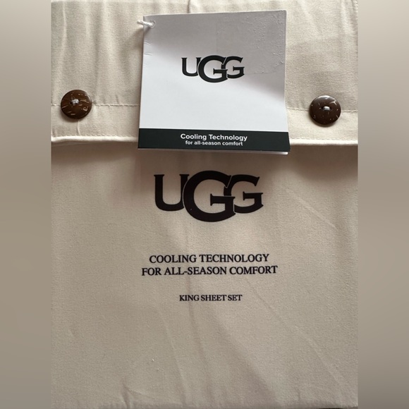 NWT UGG $130 King Sheet Set plus 2 pillow cases Cooling Tehnologie all seasons! - Picture 3 of 9